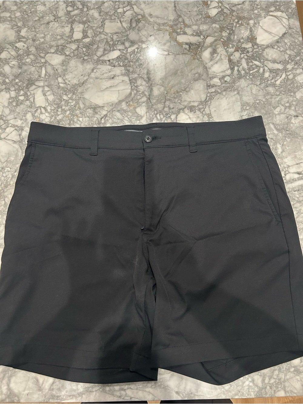 PGA Tour Black Flat-Front Performance Golf Shorts 7”